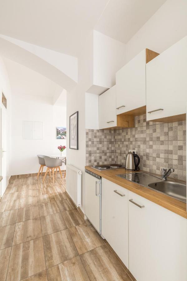 Xxxl Bed/ Free Parking/ Central Виена Екстериор снимка