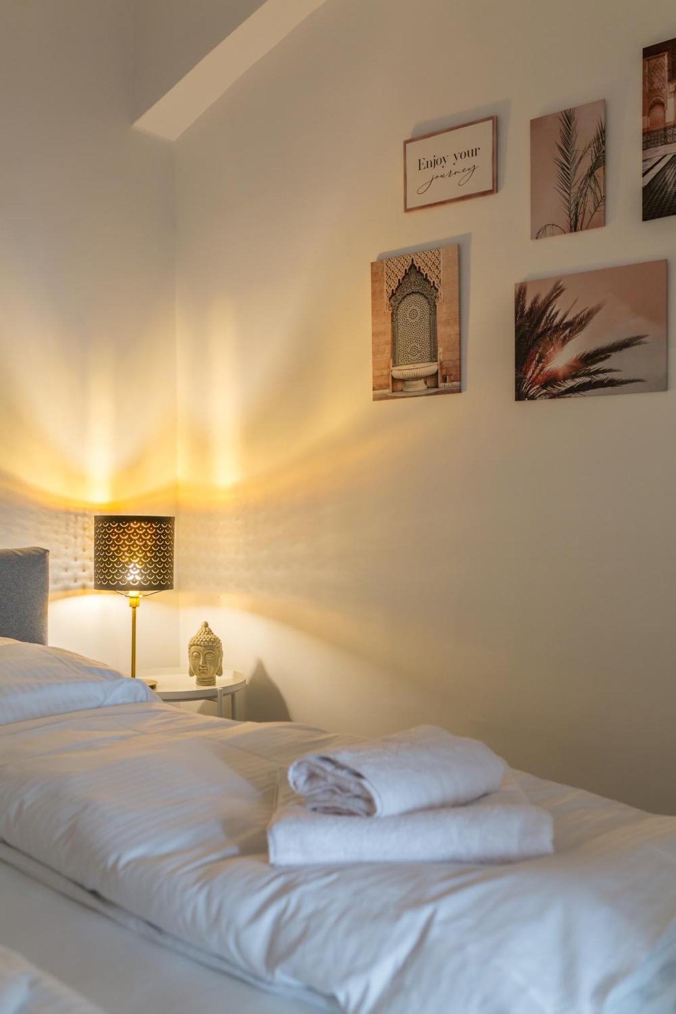 Xxxl Bed/ Free Parking/ Central Виена Екстериор снимка